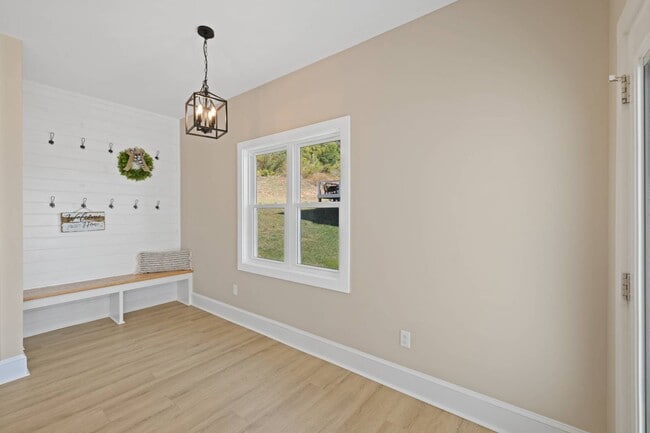 Building Photo - 43 Mcilwee Ln