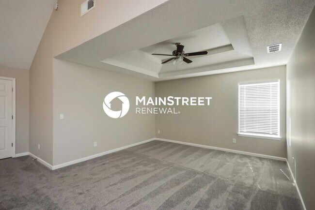 Building Photo - 6 Bedroom Pet-Friendly Home in COVINGTON, GA with Main Street Renewal