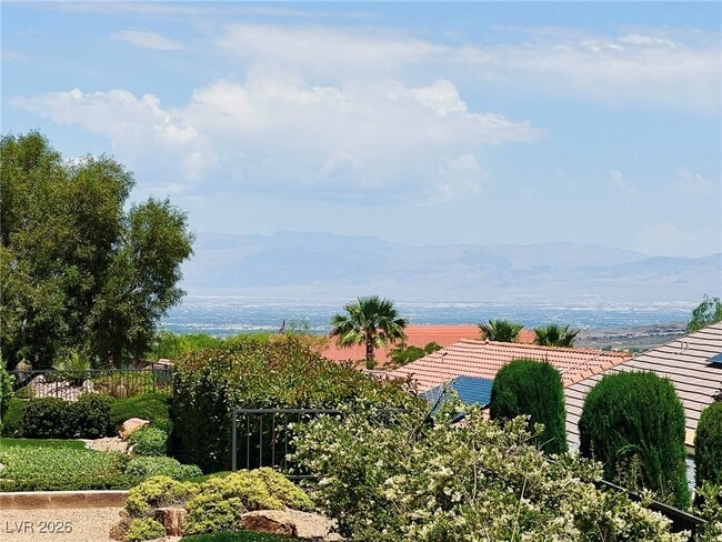 Building Photo - 2192 Canyonville Dr