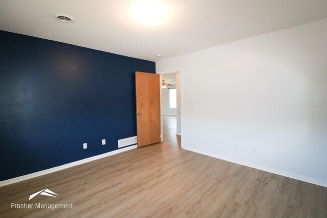 Building Photo - 3 Bedroom Ranch-Style Home in Quiet Neighb...