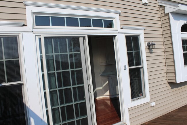 Building Photo - 26 Catamaran Ct