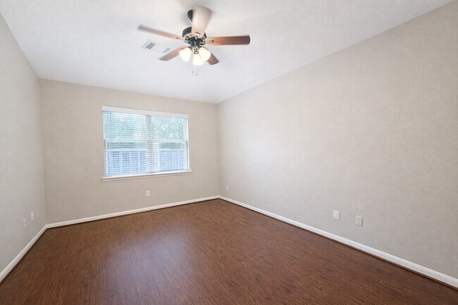 Building Photo - 2614 Orchard Creek Ln