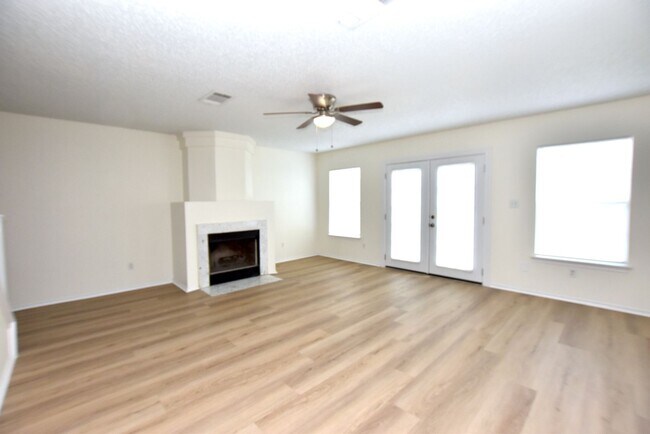 Building Photo - PKR - Round Rock / Pflugerville Houses