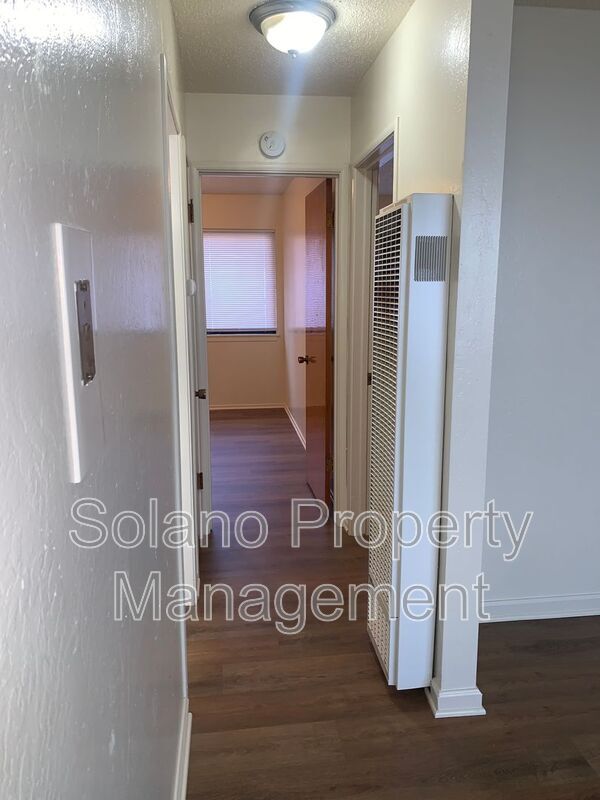 Building Photo - 1229 Ohio St