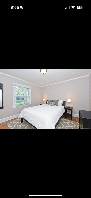 Building Photo - 6111 Rose Valley Dr