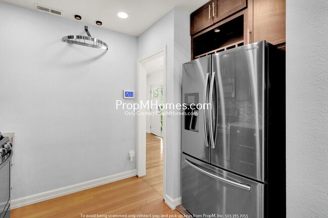 Building Photo - NE Portland Gem w/ Entertainers Backyard +...