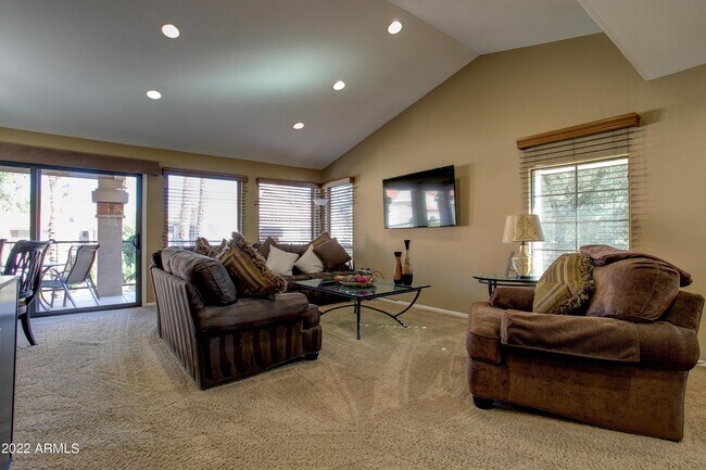 Building Photo - 9707 E Mountain View Rd