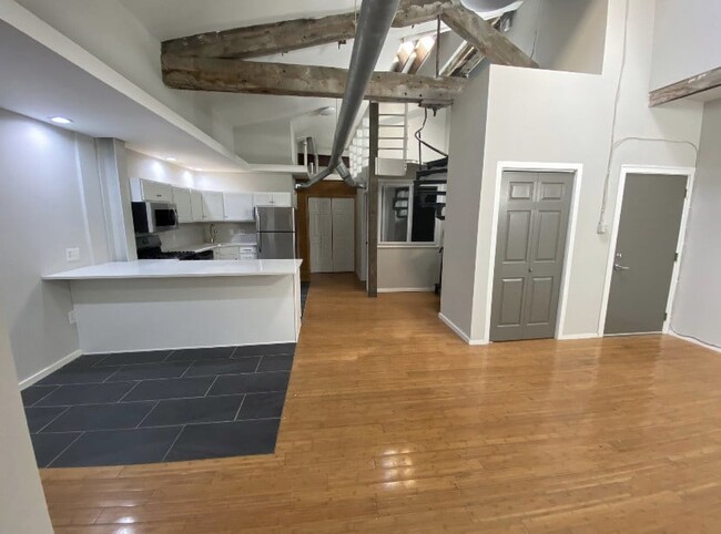 Floorplan - Bainbridge Lofts