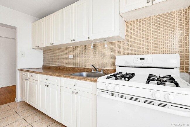 Building Photo - 62-59 108th St