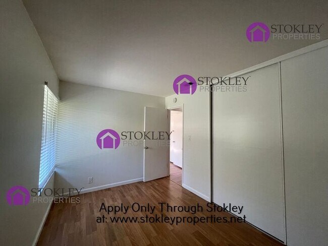 Building Photo - 2085 Olivera Rd