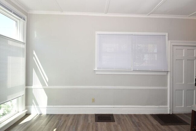 Building Photo - Coming Soon! Near local universities and DTSB