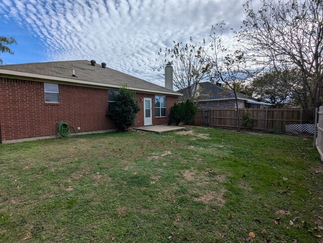 Building Photo - 3 Bedroom Home in West Fort Worth