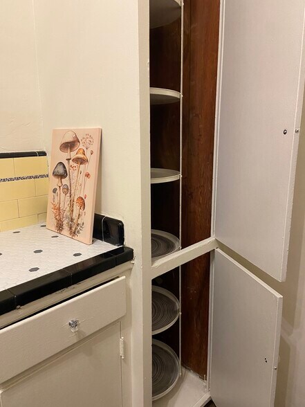 Spiral pantry - 795 N 2nd St