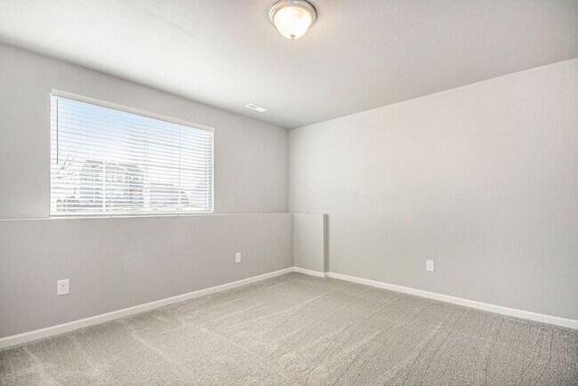 Building Photo - 6919 W Galway Cir