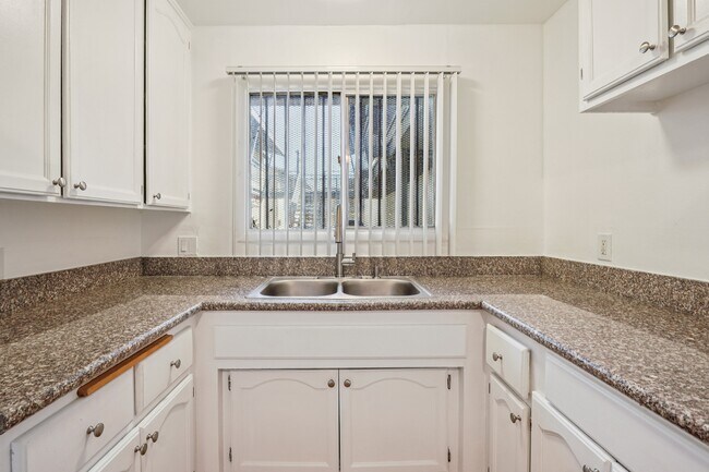 Floorplan - 831 E Pine St