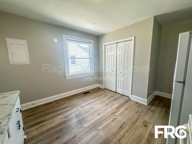 Building Photo - 1407 Edgerton St