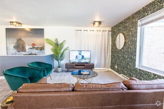 Building Photo - 13043 Mountain Crest Cir