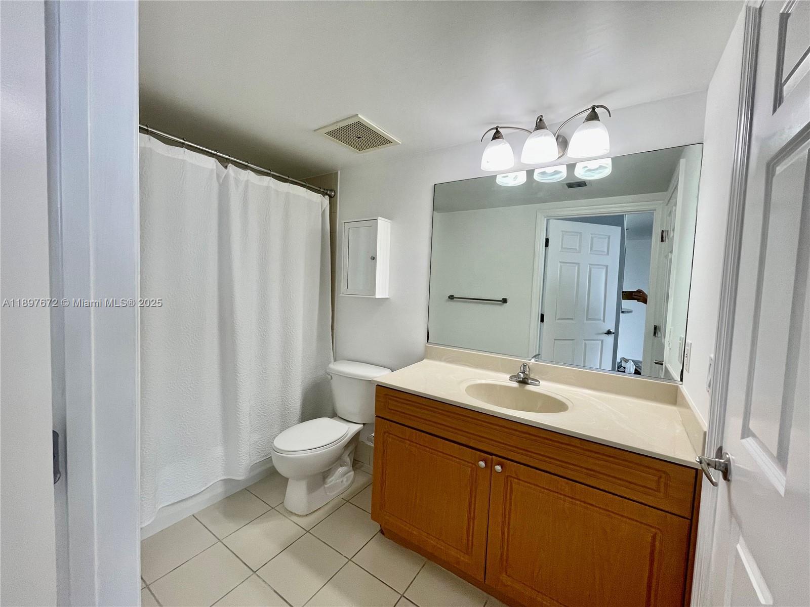 Building Photo - 900 SW 8th St