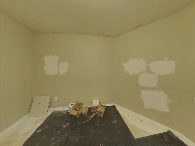 Building Photo - 28906 Hidden Cove Dr