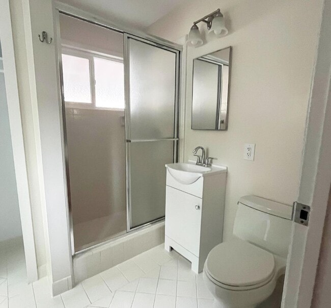 Building Photo - 519 Drucilla Dr