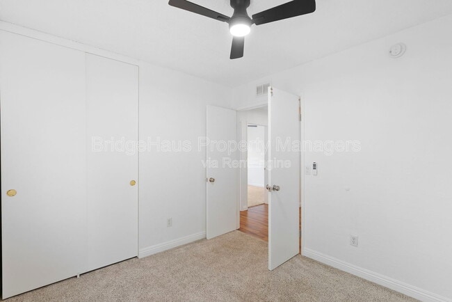 Building Photo - 11004 Collinwood Dr