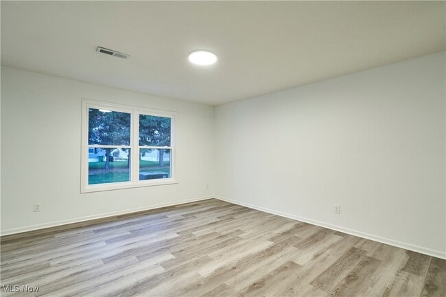 Building Photo - 1713 Blase Nemeth Rd