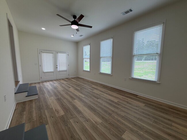 Building Photo - Adorable renovated 3-Bedroom 2-Bath House in Oconee County, GA