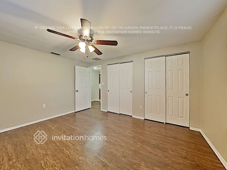 Building Photo - 3054 Brompton Dr