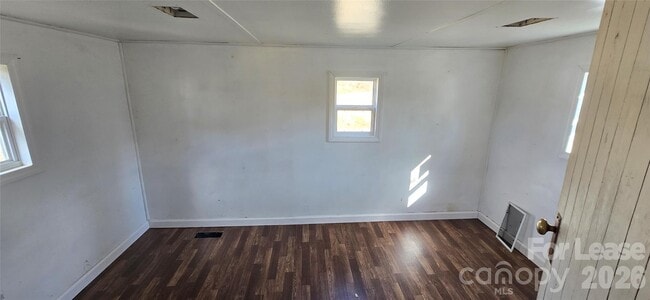 Building Photo - 227 Brixton Pl SW