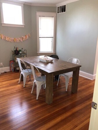 Building Photo - 1592 Columbia Rd