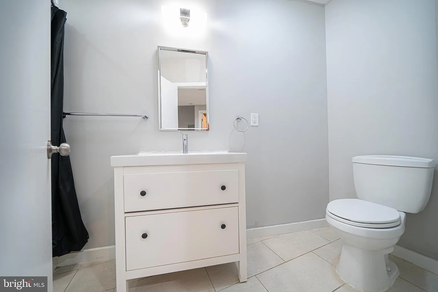 Building Photo - 706 N 7th St