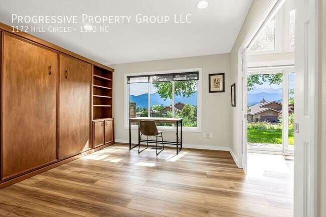 Building Photo - 1172 Hill Cir