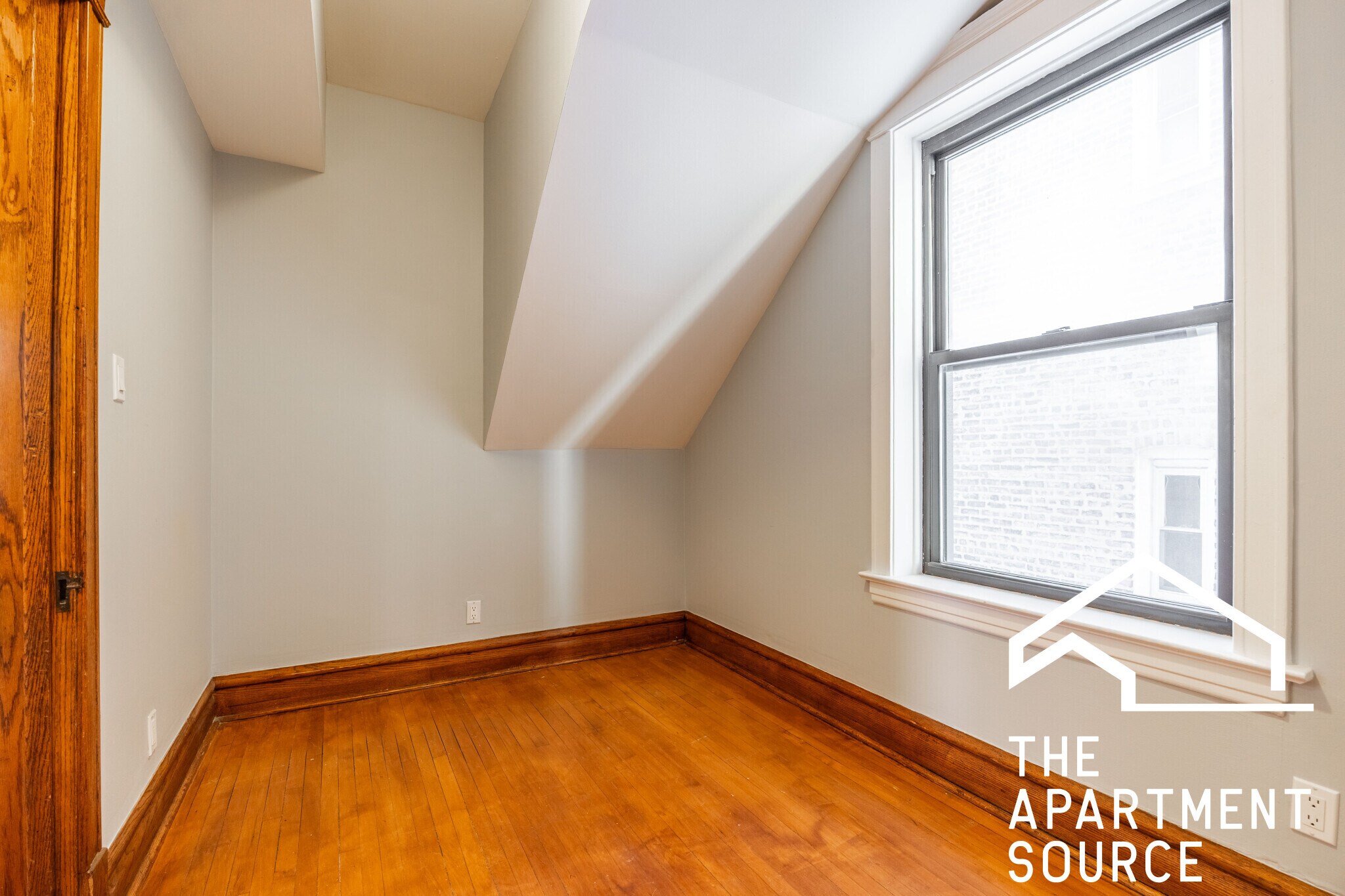 Building Photo - 2519 S Millard Ave