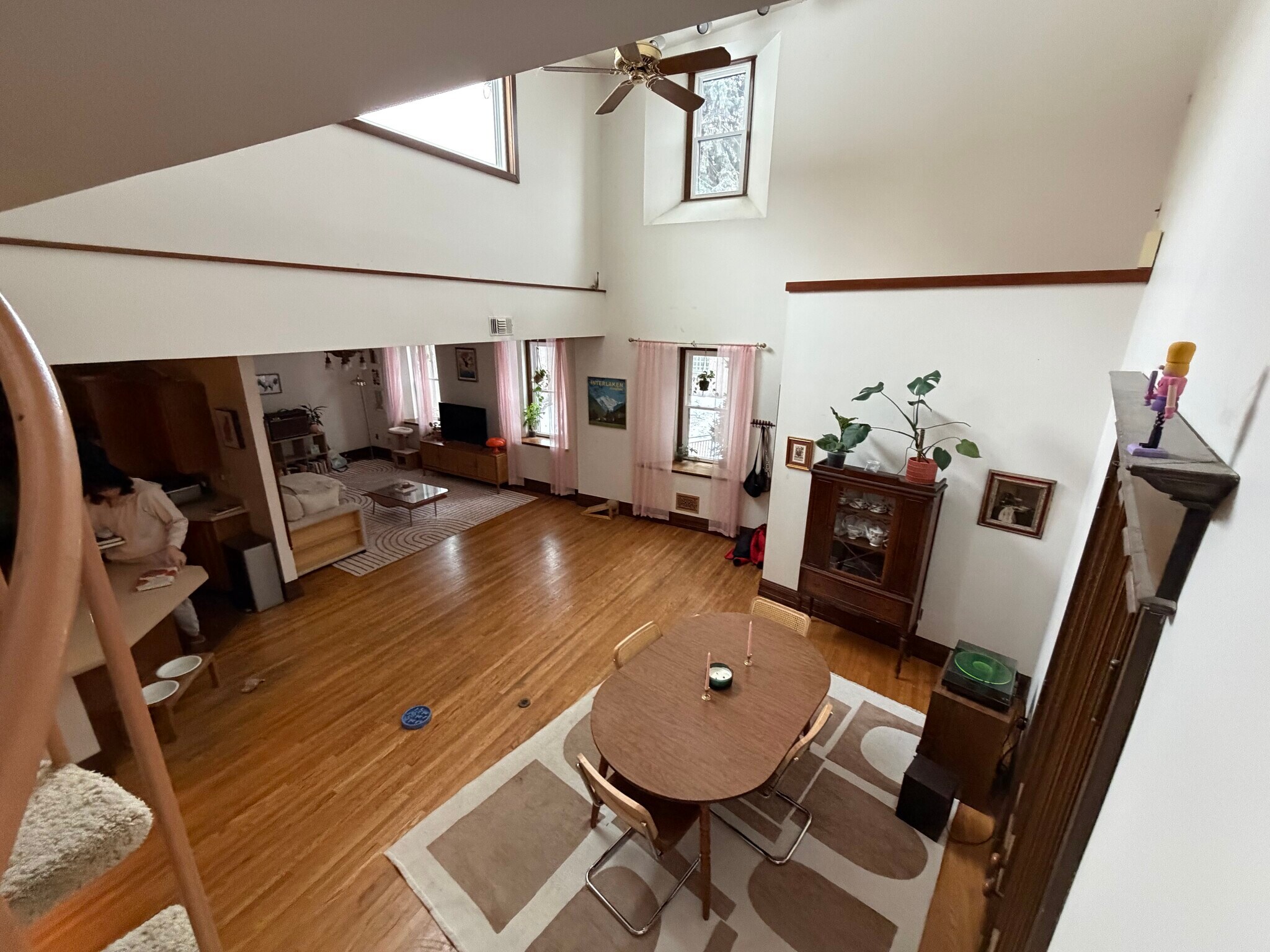 Building Photo - 261 Averill Ave