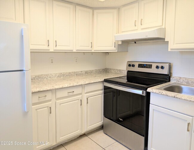 Building Photo - 1601 Sunny Brook Ln