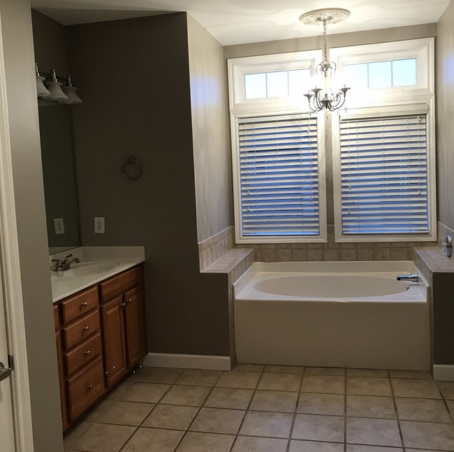 Upstairs master bath - 320 Old Hickory Blvd