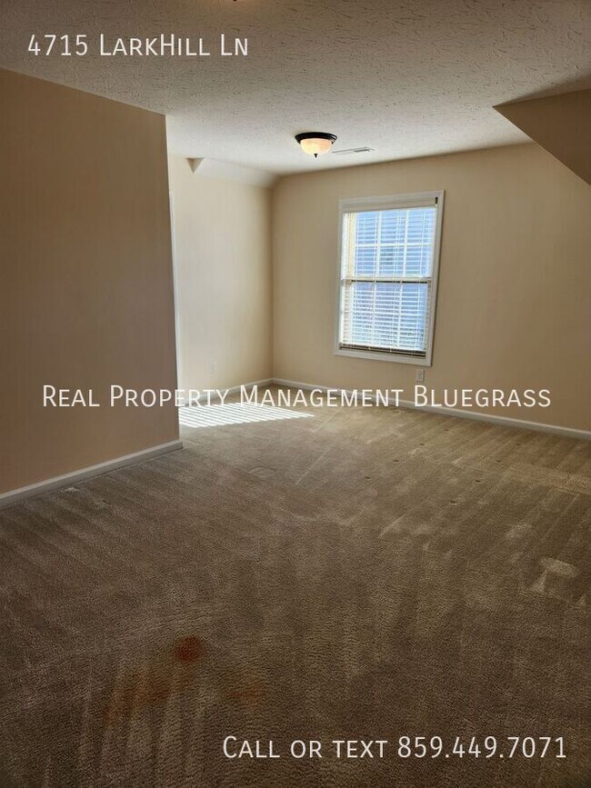 Building Photo - 4715 Larkhill Ln