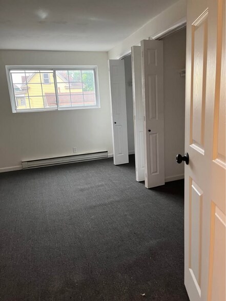 Building Photo - 1109 1st N St