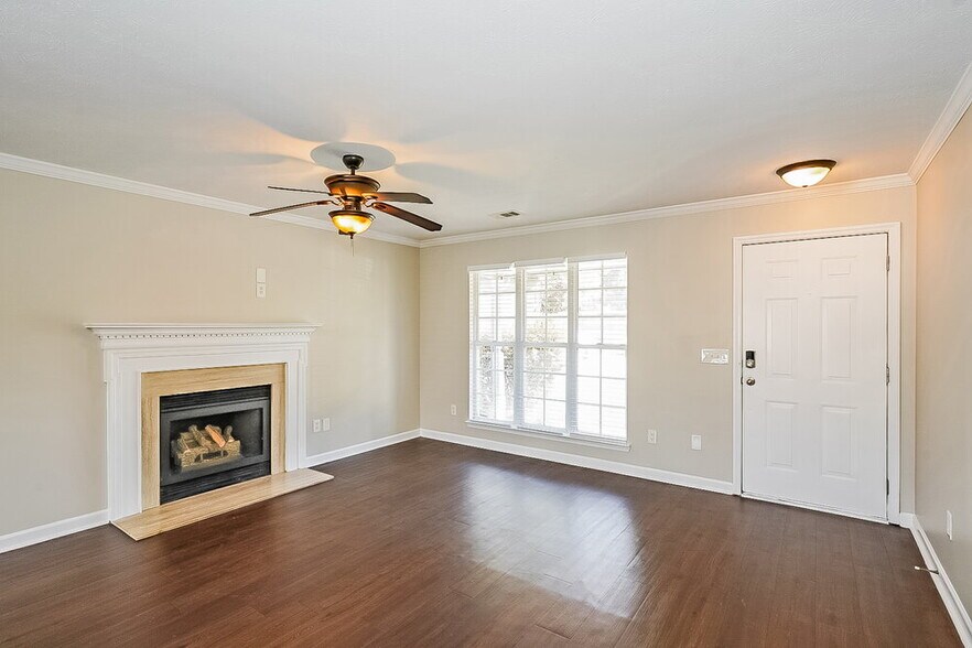 Building Photo - 208 Chandler's Pass Ct