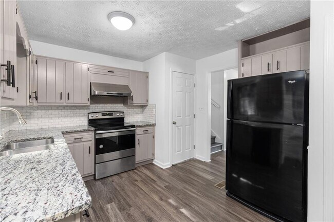 Building Photo - 1285 Coronada Dr
