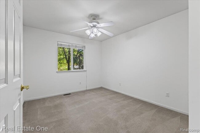 Building Photo - 2475 Horace St