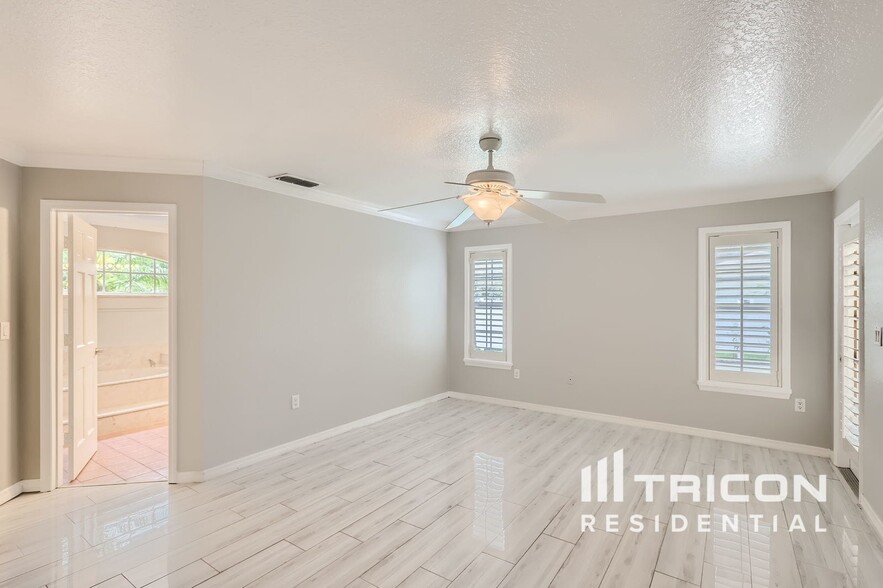 Building Photo - 5665 Olde Kings Ct