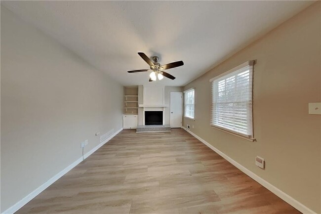 Building Photo - 2839 Mountbery Dr