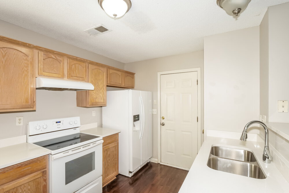 Building Photo - 1106 Cross Wood Ln