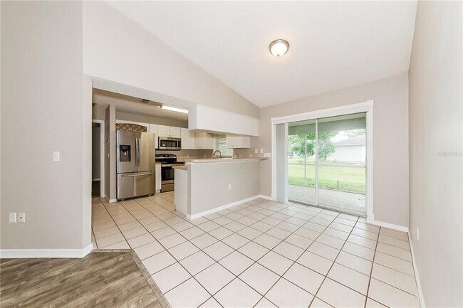 Building Photo - 7527 42nd Ct E