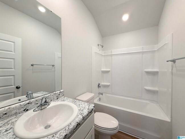 Building Photo - 155 CHALLENGER Way