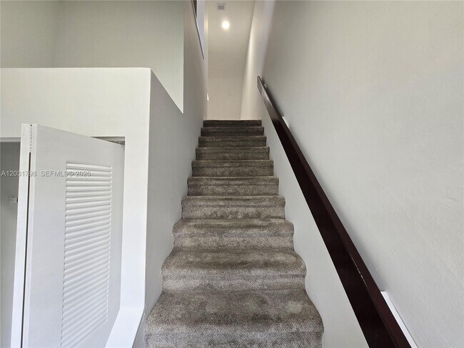 Building Photo - 2231 SW 80th Terrace