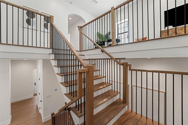 Building Photo - 806 Idlewood Dr