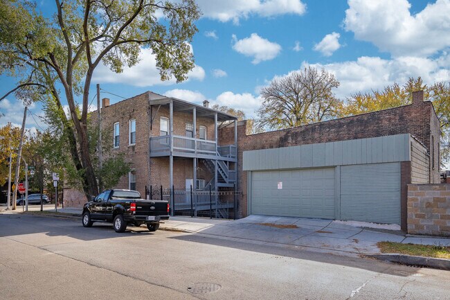 Building Photo - 2228 S. Wood-1