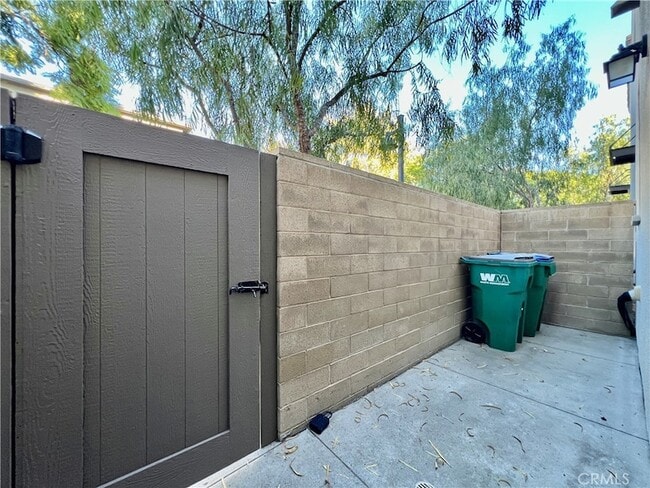 Building Photo - 101 Fixie